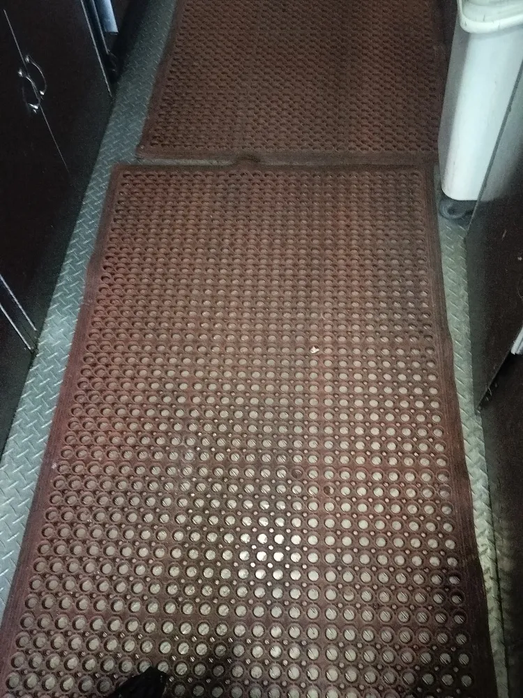 Cleaned Food Truck Floors and Flooring Mats